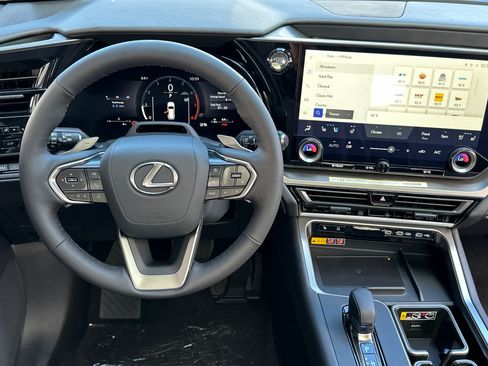 Used 2026 Lexus TX 350 AWD w/ Technology Package image 14