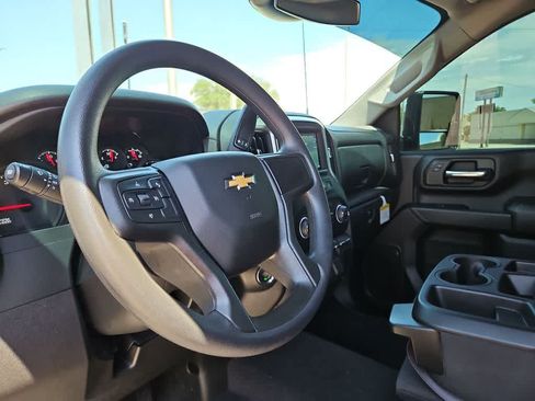 Used 2026 Chevrolet Silverado 2500 Custom w/ Z71 Off-Road Package AWD/4WD image 10