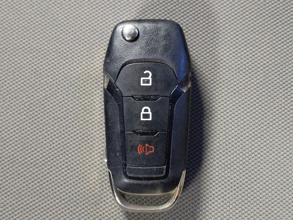Used 2021 Ford EcoSport S FWD image 32