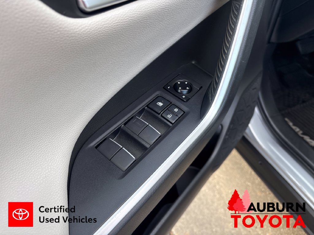 Certified 2020 Toyota RAV4 Limited w/ Limited Grade Weather Package AWD/4WD image 11