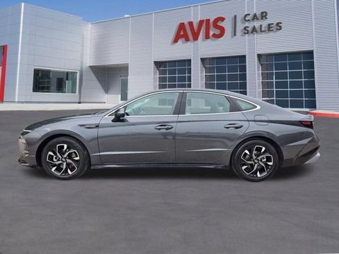 Used 2025 Hyundai Sonata SEL FWD image 11