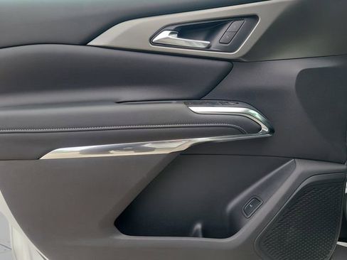 New 2026 Chevrolet Traverse LT image 16