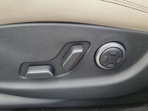 New 2026 Genesis GV70 2.5T Advanced w/ G1 Accessory Package image 17