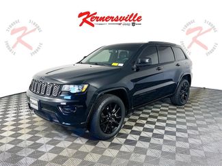Used 2019 Jeep Grand Cherokee Altitude video 3