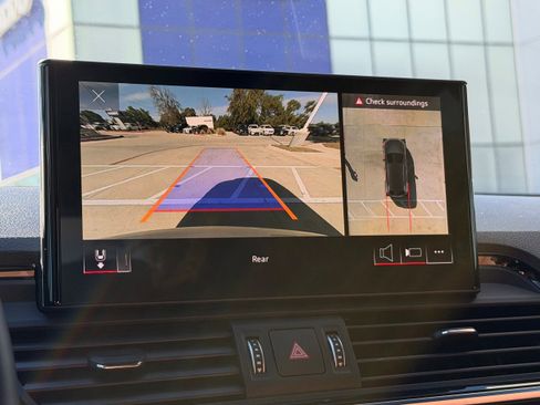 Used 2022 Audi Q5 2.0T Premium Plus w/ Premium Plus Package image 19