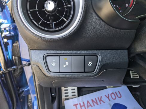 Used 2024 Kia Forte GT image 27