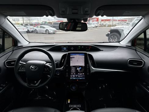 Used 2022 Toyota Prius Prime Limited image 15