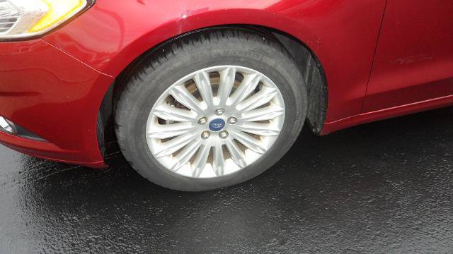 Used 2013 Ford Fusion SE FWD image 9