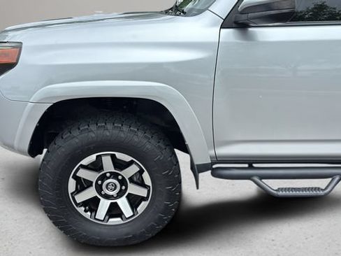 Used 2019 Toyota 4Runner TRD Off-Road AWD/4WD image 33