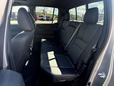 Used 2025 Honda Ridgeline TrailSport image 11