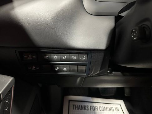 Used 2025 Toyota Tundra Platinum image 19