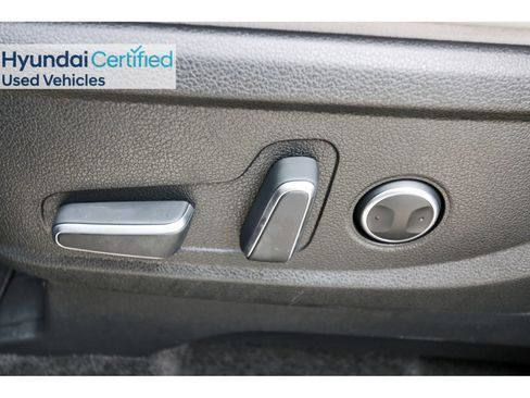 Used 2024 Hyundai Palisade SEL FWD image 31