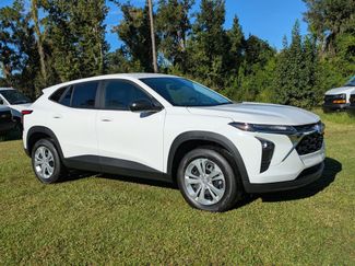 New 2026 Chevrolet Trax LS w/ Driver Confidence Package video 2