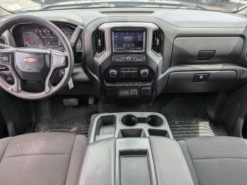 Used 2021 Chevrolet Silverado 1500 Custom AWD/4WD image 14
