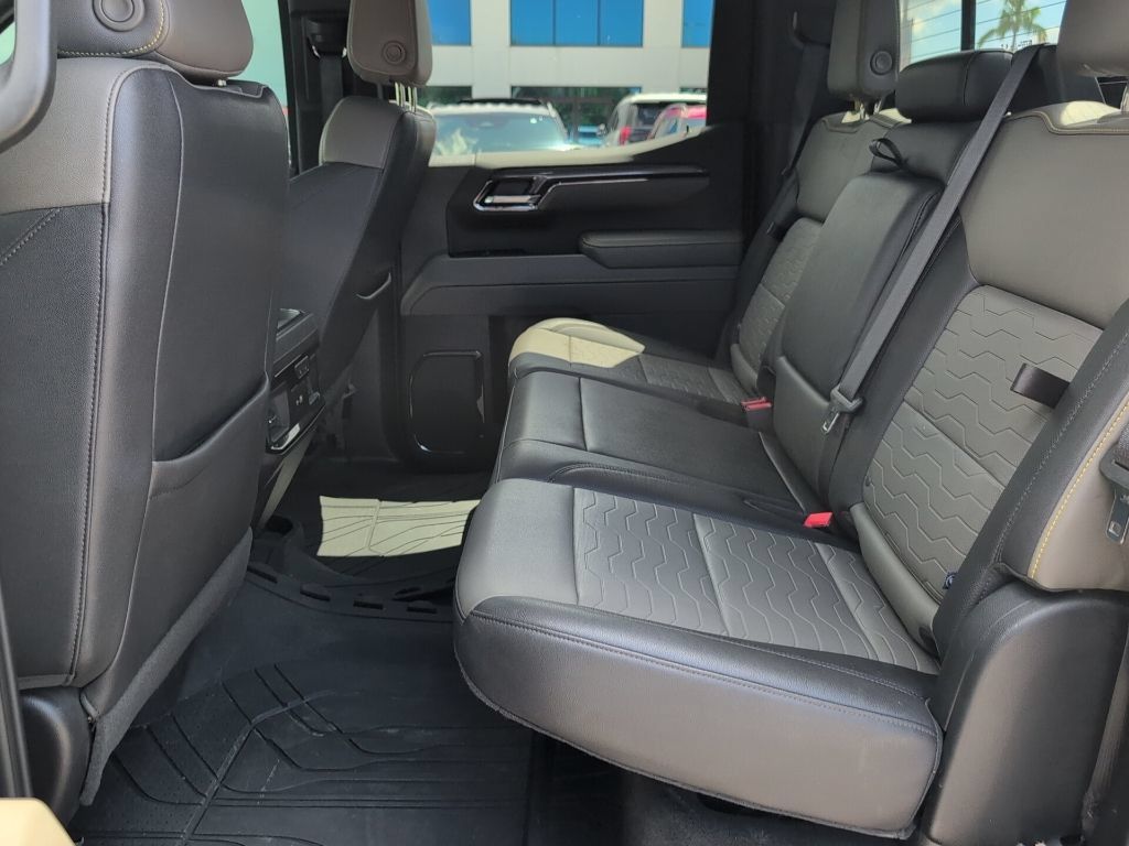 Used 2024 Chevrolet Silverado 1500 ZR2 w/ Technology Package AWD/4WD image 12