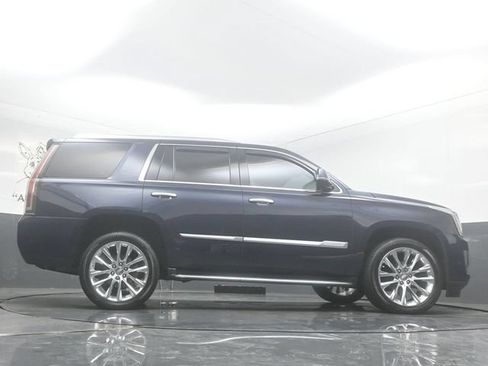 Used 2020 Cadillac Escalade Luxury AWD/4WD image 54