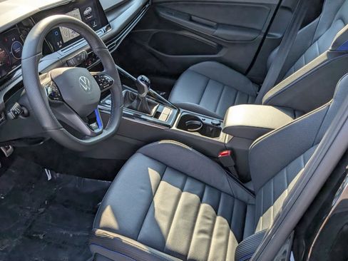 Used 2024 Volkswagen Golf R image 10