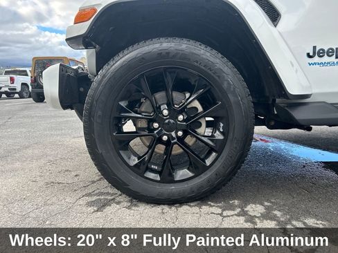 Used 2021 Jeep Wrangler Unlimited Sahara AWD/4WD image 29