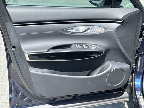 Used 2026 Genesis GV70 2.5T AWD/4WD image 8
