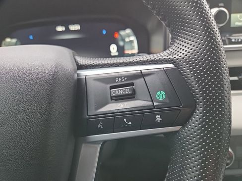 Used 2024 Mitsubishi Outlander SEL image 36