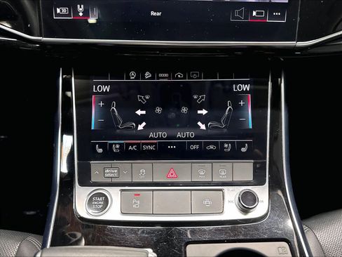 Used 2023 Audi Q7 3.0T Premium Plus w/ Premium Plus Package AWD/4WD image 33