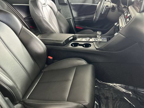 Used 2026 Genesis G70 2.5T RWD image 26