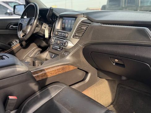 Used 2015 Chevrolet Suburban LT AWD/4WD image 11