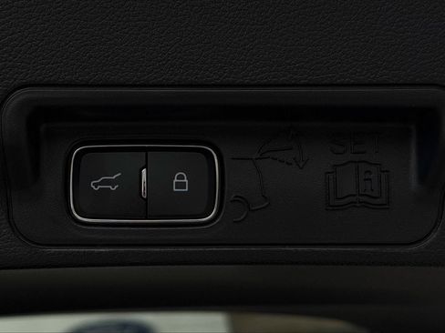 New 2026 Ford Explorer Active RWD image 25