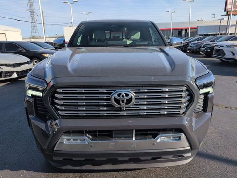 Used 2024 Toyota Tacoma Limited AWD/4WD image 8