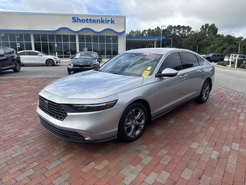 Used 2024 Honda Accord EX image 1