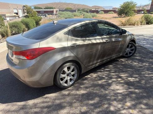 Used 2012 Hyundai Elantra Limited w/ Technology Pkg 5 FWD image 5