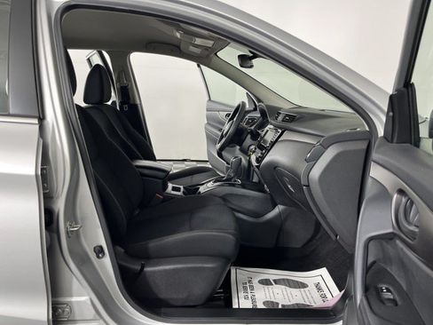 Used 2020 Nissan Rogue Sport S w/ Appearance Package FWD image 35