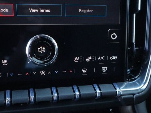 New 2026 GMC Yukon Denali w/ Sun & Power Step Package AWD/4WD image 42