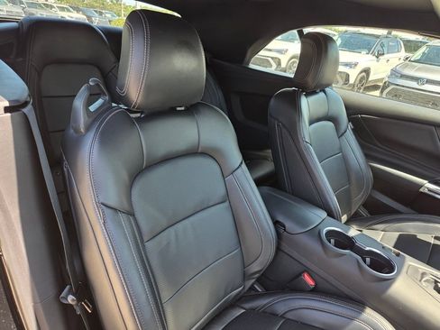 Used 2025 Ford Mustang Premium RWD image 29