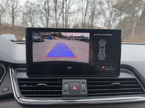 Used 2022 Audi Q5 2.0T Premium w/ Convenience Package image 16