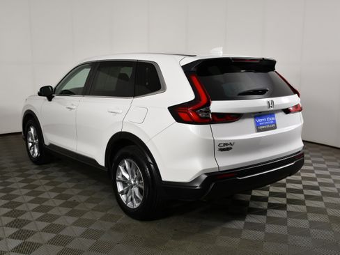 Certified 2025 Honda CR-V EX image 8
