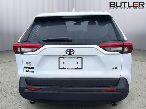 Certified 2024 Toyota RAV4 LE FWD image 9