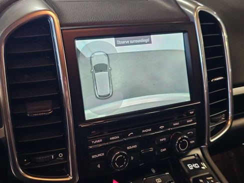 Used 2013 Porsche Cayenne AWD/4WD image 15
