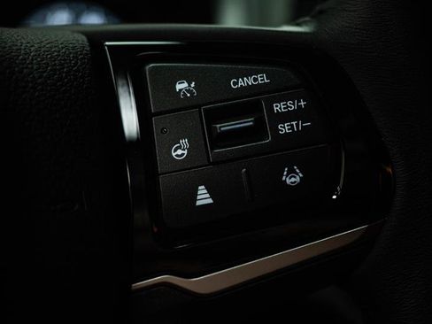 Used 2026 Honda Odyssey Elite image 21