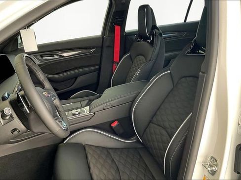 New 2026 Cadillac CT5 V Blackwing w/ Carbon Fiber 2 Package image 8