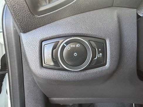 Used 2018 Ford Transit Connect XL FWD image 19