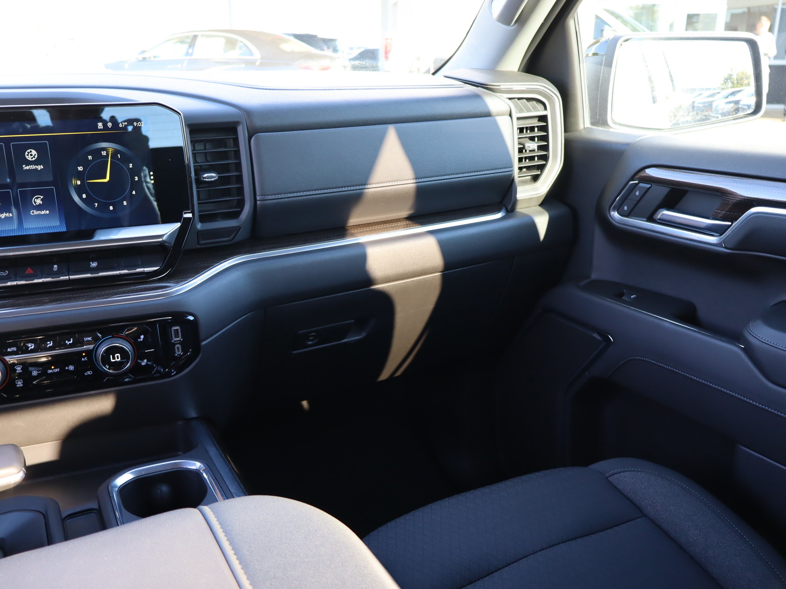 Used 2023 Chevrolet Silverado 1500 RST AWD/4WD image 14