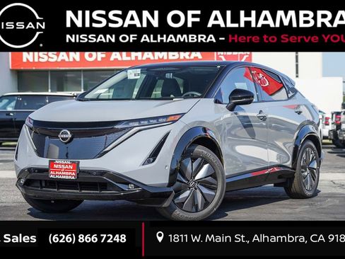 New 2025 Nissan Ariya Platinum image 1