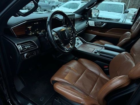 Used 2020 Lincoln Navigator L Reserve w/ Equipment Group 208A Reserve image 20