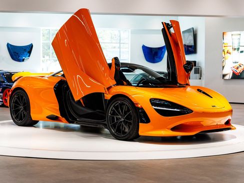 New 2026 McLaren 750S Spider image 21