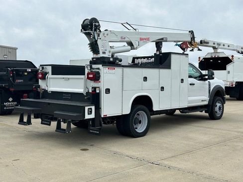 New 2024 Ford F550 4x4 SuperCab Super Duty image 3