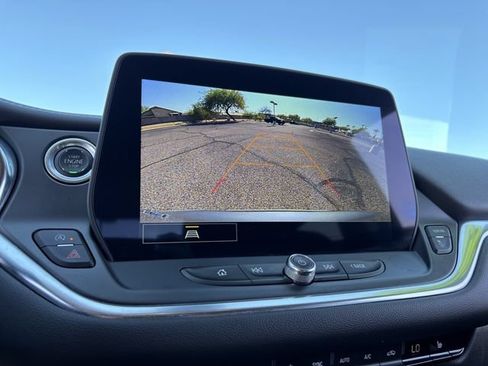 Used 2025 Chevrolet Blazer LT FWD image 23