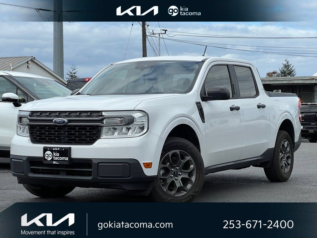 Used 2022 Ford Maverick XLT FWD image 1
