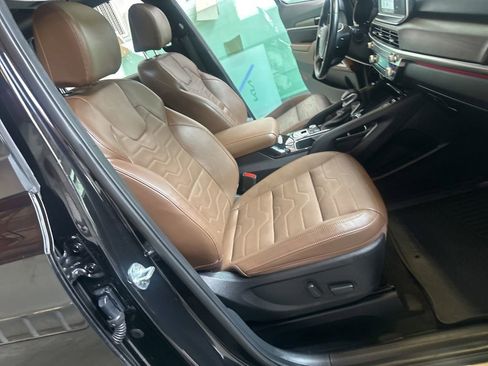 Used 2022 Kia Telluride SX w/ SX Prestige Package AWD/4WD image 39