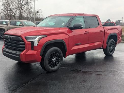 Used 2024 Toyota Tundra SR5 w/ SR5 Premium Package image 8